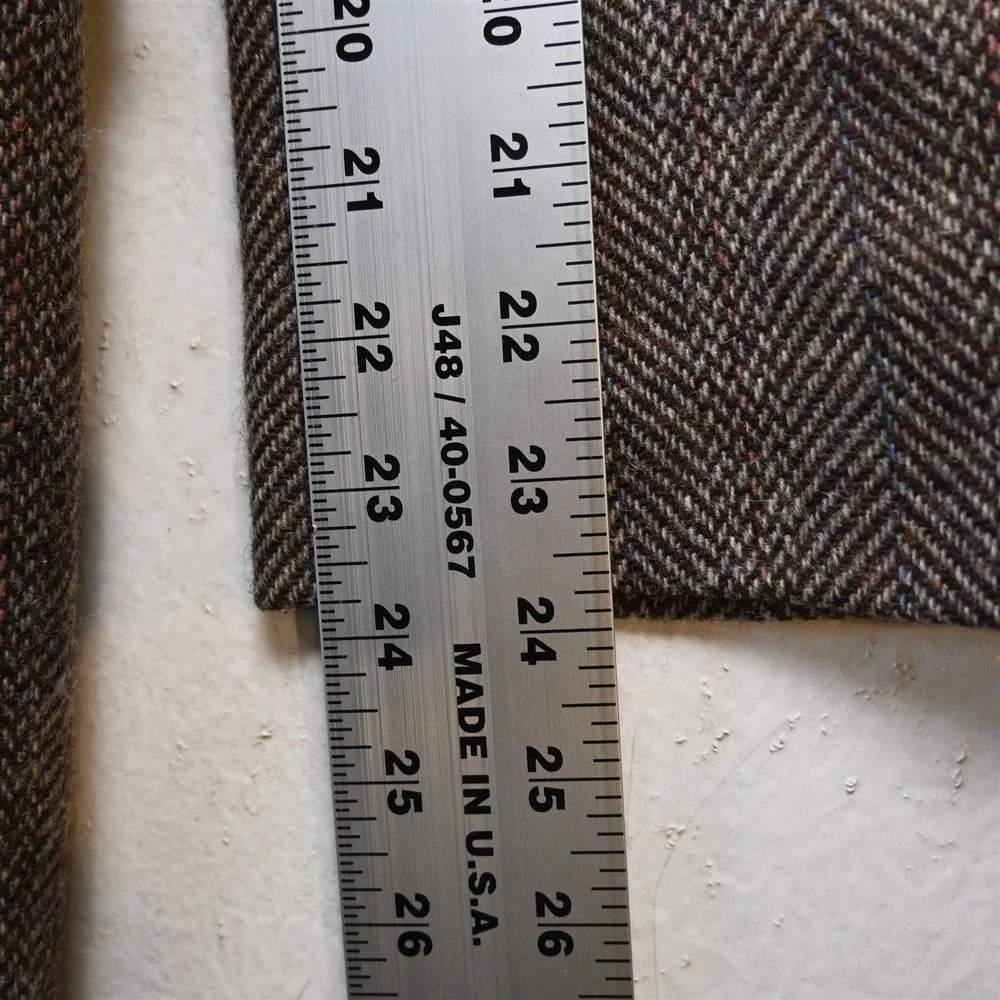 Vtg USA Made 38R Brown Herringbone Wool Tweed Mens Blazer Suit Jacket Sport Coat